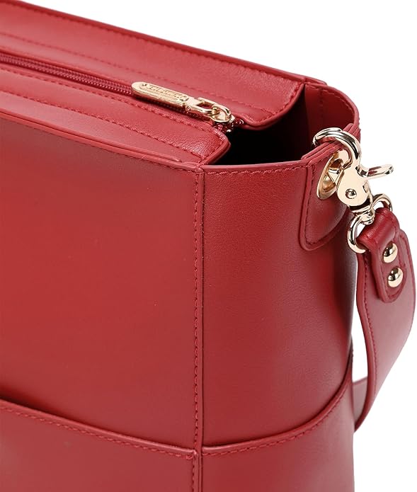 Wrangler Crossbody Bucket Handbag with Guitar Strap - Image 3
